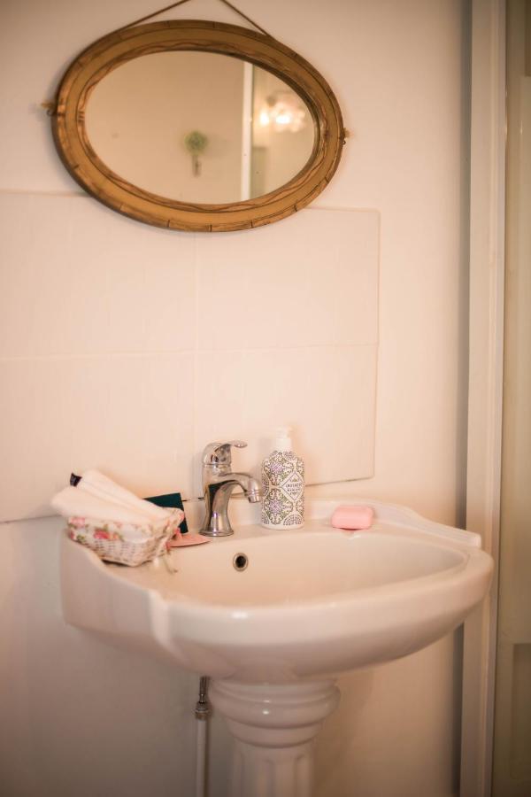 شقة The Vintage Bed And Broc' Saint-Calais المظهر الخارجي الصورة