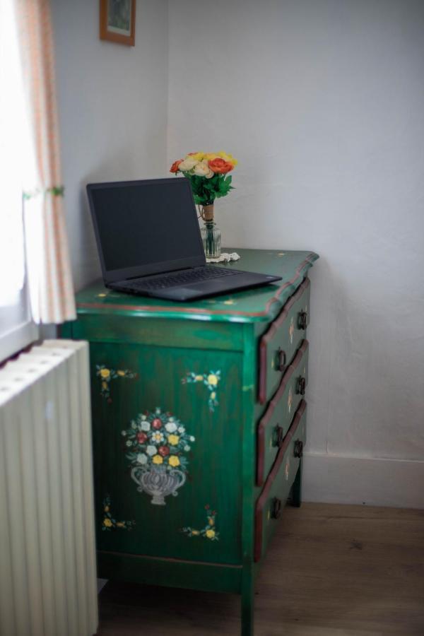 شقة The Vintage Bed And Broc' Saint-Calais المظهر الخارجي الصورة